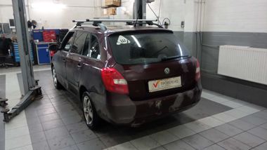 Skoda Fabia 2012 года, 313 565 км - вид 4