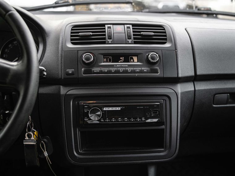 Skoda Fabia 2012 года, 313 565 км - вид 7