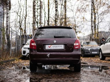 Skoda Fabia 2012 года, 313 565 км - вид 4