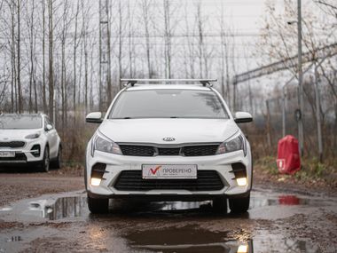 KIA Rio X 2021 года, 113 192 км - вид 3