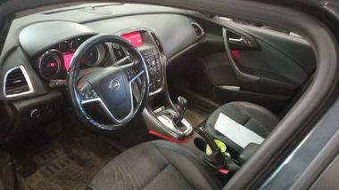 Opel Astra 2013 года, 165 000 км - вид 5