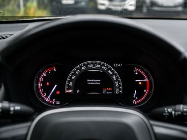 Toyota RAV4 2020 года, 126 000 км - вид 5