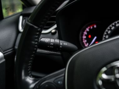 Toyota RAV4 2020 года, 126 000 км - вид 6