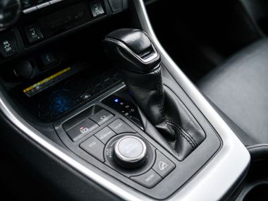 Toyota RAV4 2020 года, 126 000 км - вид 12