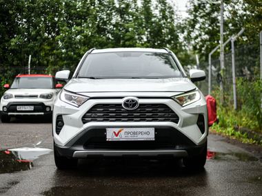 Toyota RAV4 2020 года, 126 000 км - вид 3