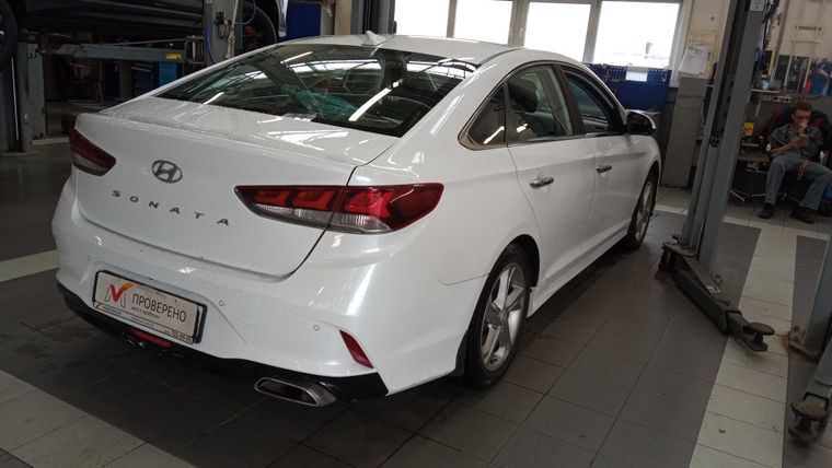 Hyundai Sonata 2019 года, 423 352 км - вид 3