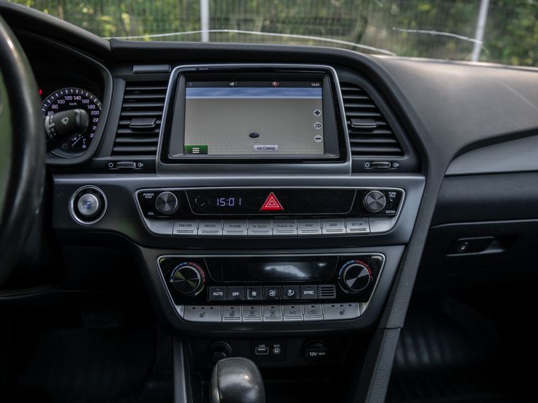Hyundai Sonata 2019 года, 423 352 км - вид 9