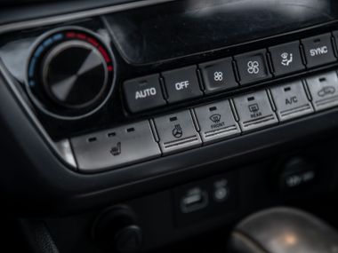 Hyundai Sonata 2019 года, 423 352 км - вид 11