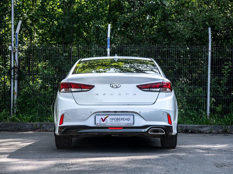 Hyundai Sonata 2019 года, 423 352 км - вид 4