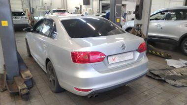 Volkswagen Jetta 2014 года, 182 480 км - вид 4
