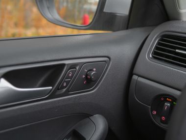 Volkswagen Jetta 2014 года, 182 480 км - вид 10