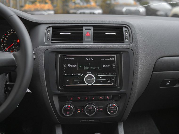 Volkswagen Jetta 2014 года, 182 480 км - вид 7