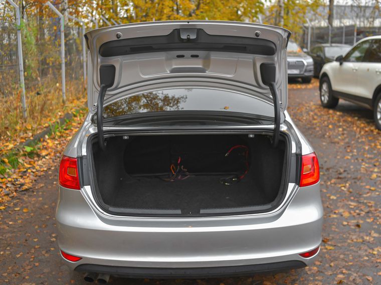 Volkswagen Jetta 2014 года, 182 480 км - вид 14