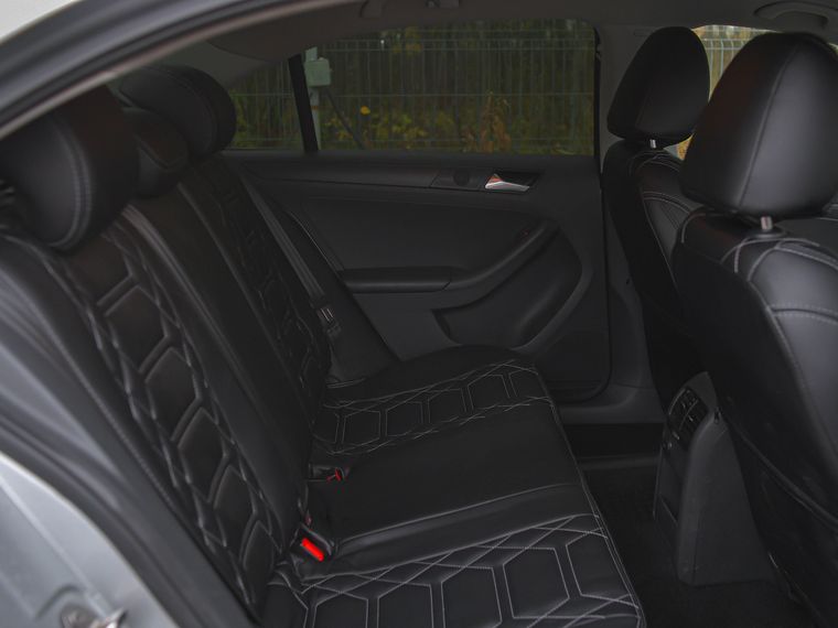 Volkswagen Jetta 2014 года, 182 480 км - вид 12