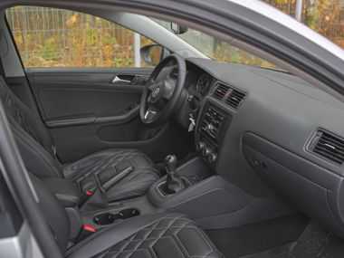 Volkswagen Jetta 2014 года, 182 480 км - вид 13