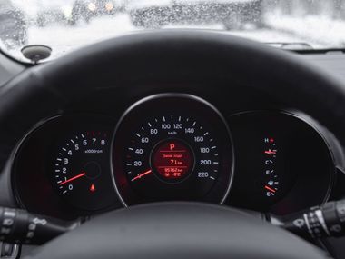 Kia Rio 2015 года, 95 650 км - вид 5