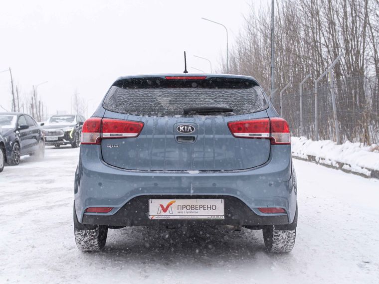 Kia Rio 2015 года, 95 650 км - вид 4