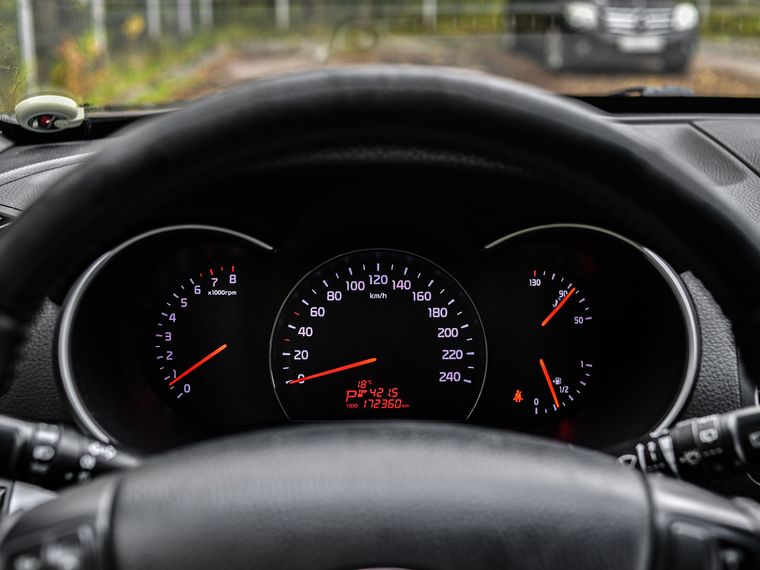 KIA Sorento 2014 года, 172 360 км - вид 5