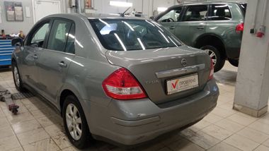 Nissan Tiida 2008 года, 159 132 км - вид 4