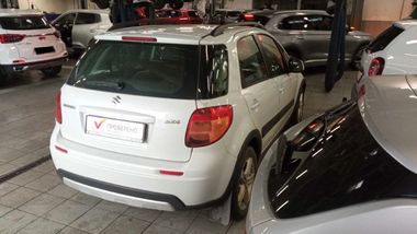 Suzuki SX4 2011 года, 230 000 км - вид 3