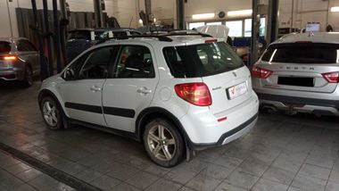 Suzuki SX4 2011 года, 230 000 км - вид 4