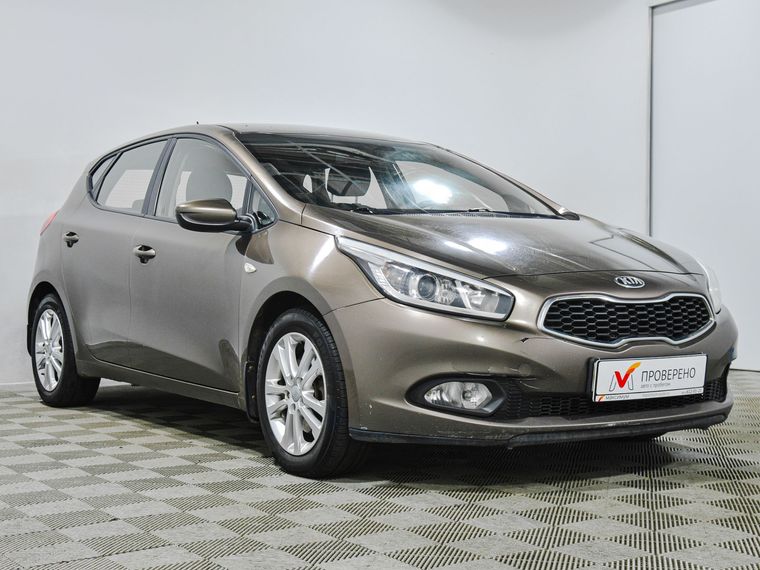 KIA Ceed 2014 года, 157 444 км - вид 4