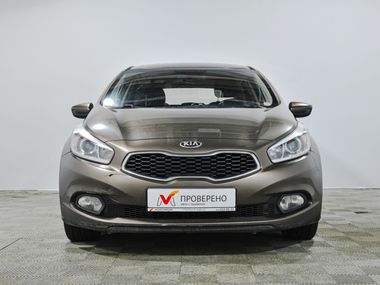 KIA Ceed 2014 года, 157 444 км - вид 3