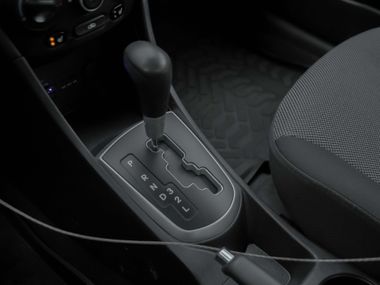 Hyundai Solaris 2013 года, 276 627 км - вид 8