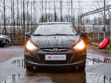 Hyundai Solaris 2013 года, 276 627 км - вид 3