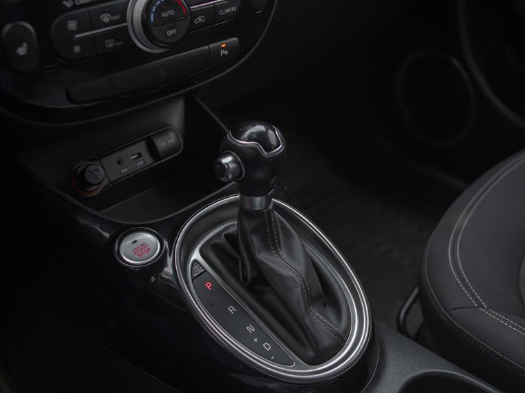 KIA Soul 2017 года, 161 454 км - вид 11