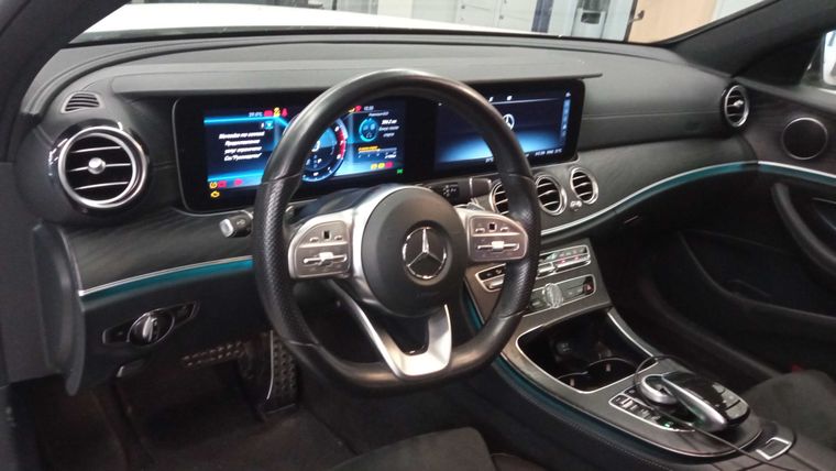 Mercedes-Benz E-класс 2019 года, 106 615 км - вид 5