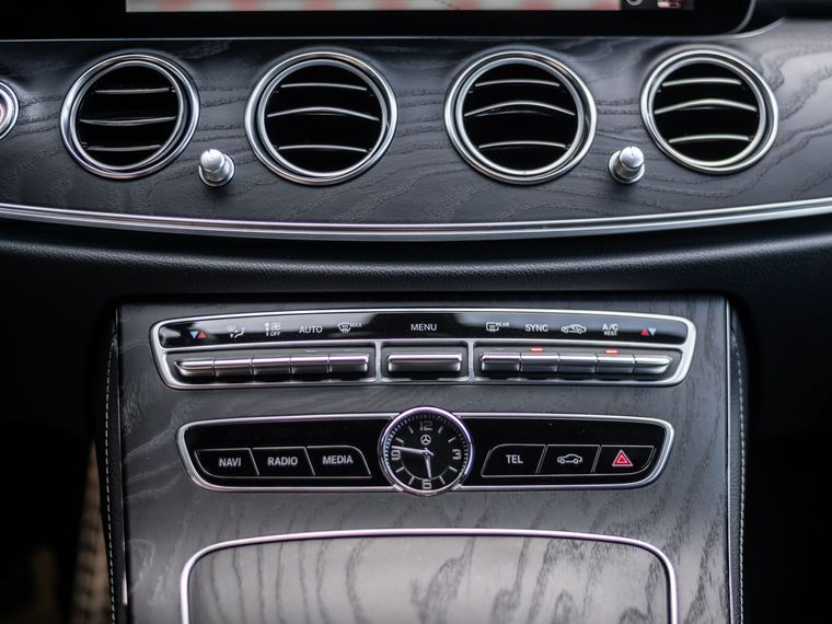 Mercedes-Benz E-класс 2019 года, 106 615 км - вид 10