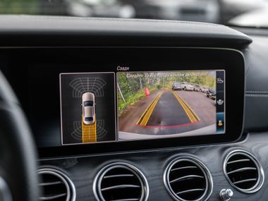 Mercedes-Benz E-класс 2019 года, 106 615 км - вид 9