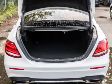 Mercedes-Benz E-класс 2019 года, 106 615 км - вид 18