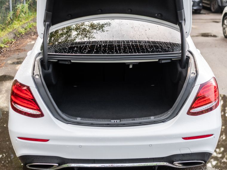 Mercedes-Benz E-класс 2019 года, 106 615 км - вид 18