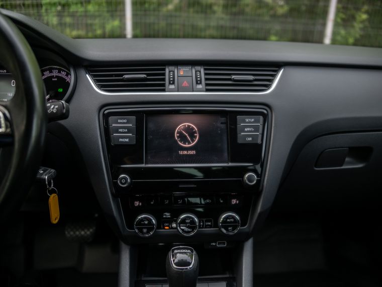 Skoda Octavia 2018 года, 111 706 км - вид 8