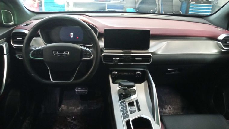 Geely Coolray 2023 года, 38 331 км - вид 5