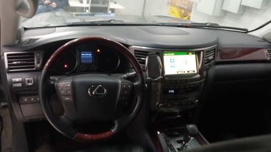 Lexus LX 2011 года, 376 492 км - вид 5