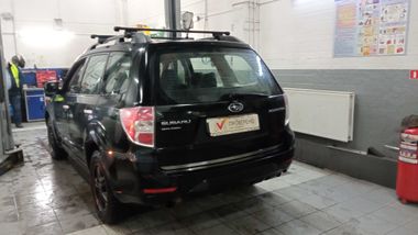 Subaru Forester 2012 года, 211 000 км - вид 4