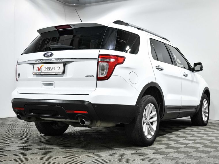 Ford Explorer 2014 года, 129 028 км - вид 5