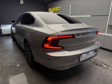 Volvo S90 2021 года, 66 065 км - вид 5