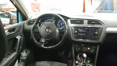 Volkswagen Tiguan 2017 года, 176 310 км - вид 5