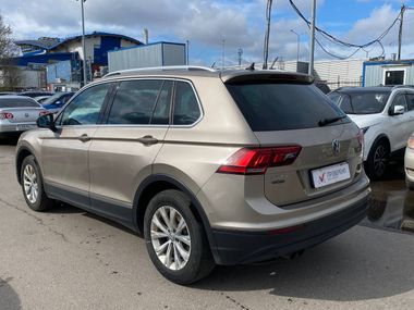 Volkswagen Tiguan 2017 года, 176 310 км - вид 6