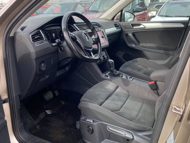 Volkswagen Tiguan 2017 года, 176 310 км - вид 15