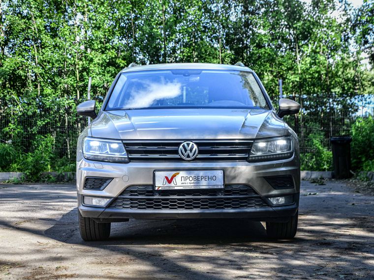 Volkswagen Tiguan 2017 года, 176 310 км - вид 3