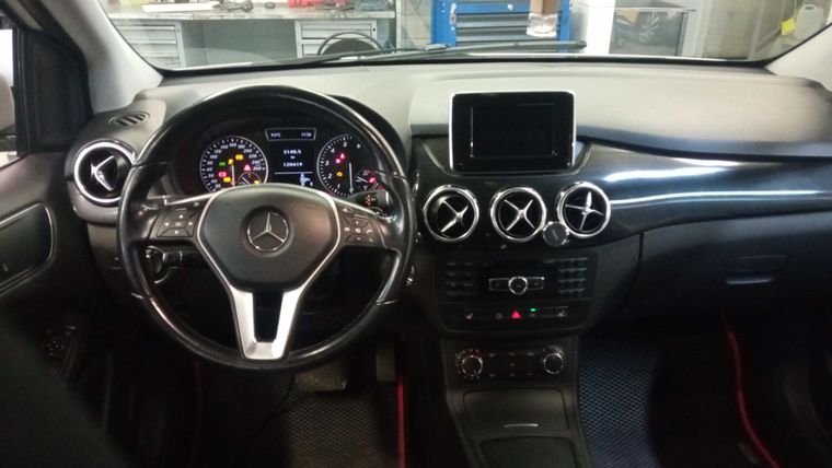 Mercedes-Benz B-класс 2013 года, 120 419 км - вид 5