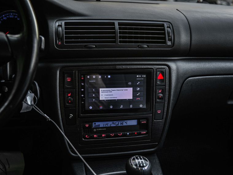 Volkswagen Passat 2004 года, 270 407 км - вид 7