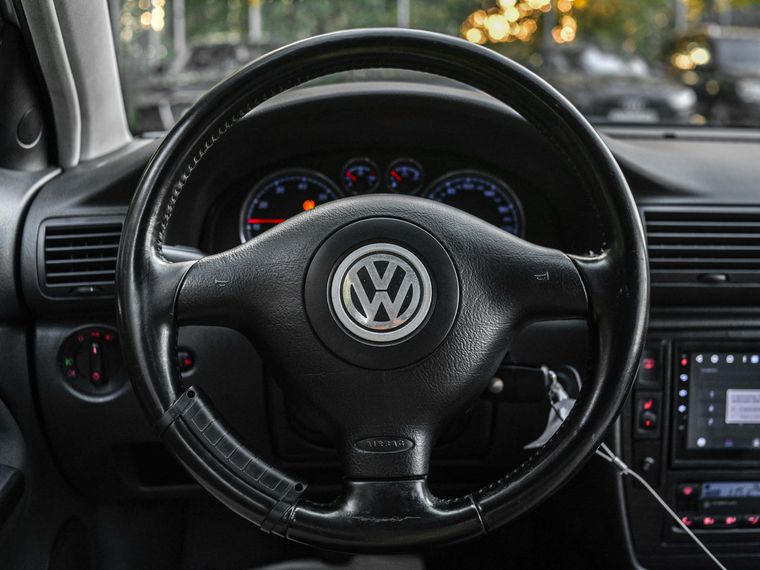 Volkswagen Passat 2004 года, 270 407 км - вид 6