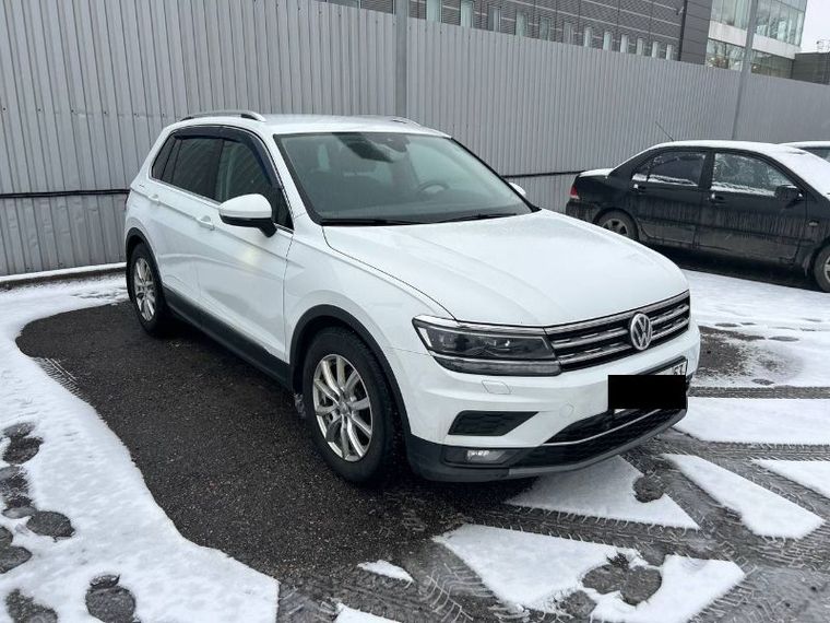 Volkswagen Tiguan 2017 года, 105 380 км - вид 3