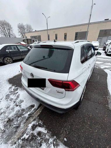 Volkswagen Tiguan 2017 года, 105 380 км - вид 4